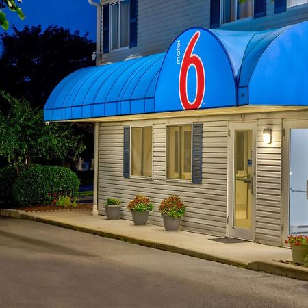 Motel 6 Bethel, Ct - Danbury Εξωτερικό φωτογραφία