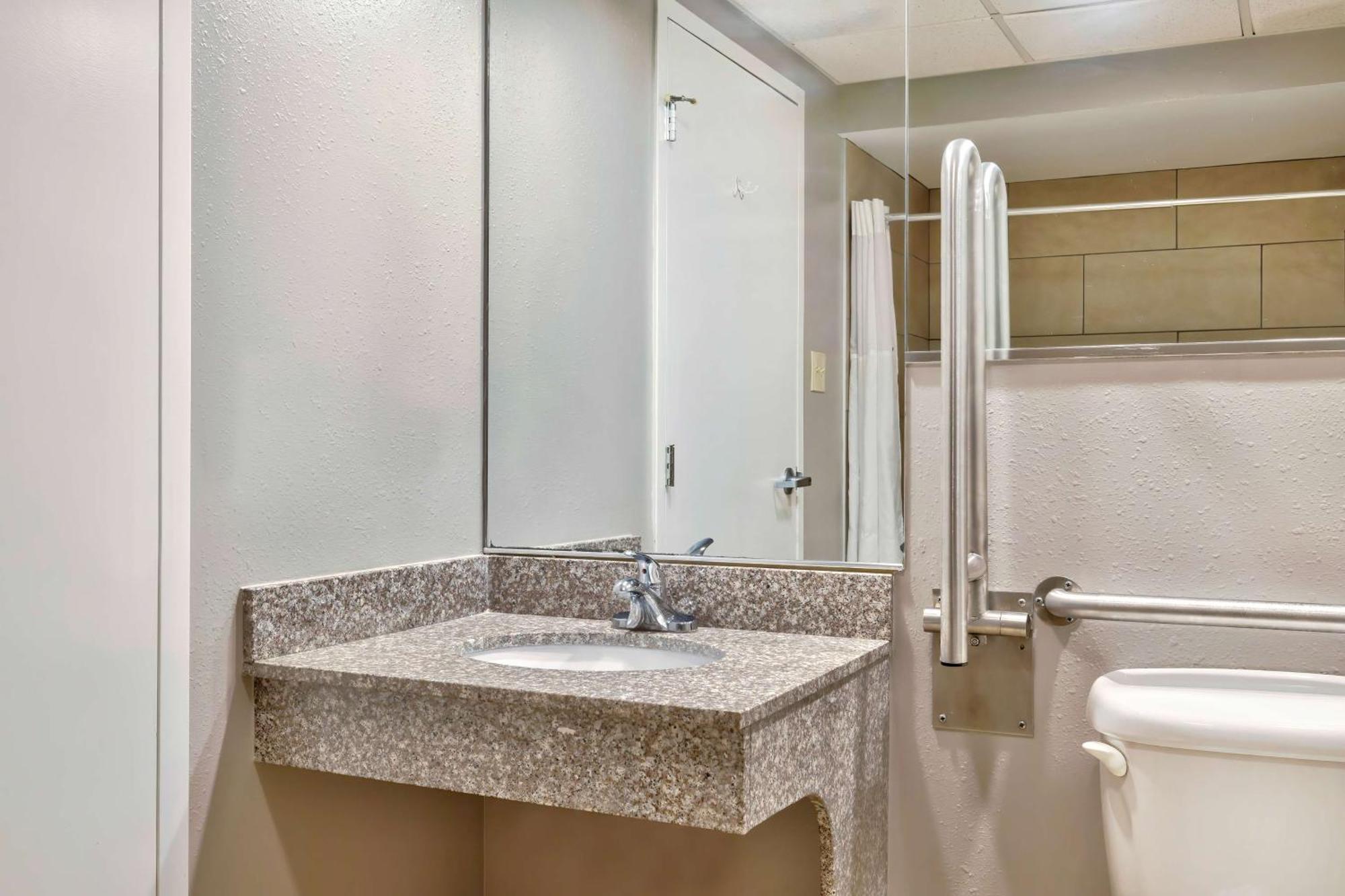 Motel 6 Bethel, Ct - Danbury Εξωτερικό φωτογραφία
