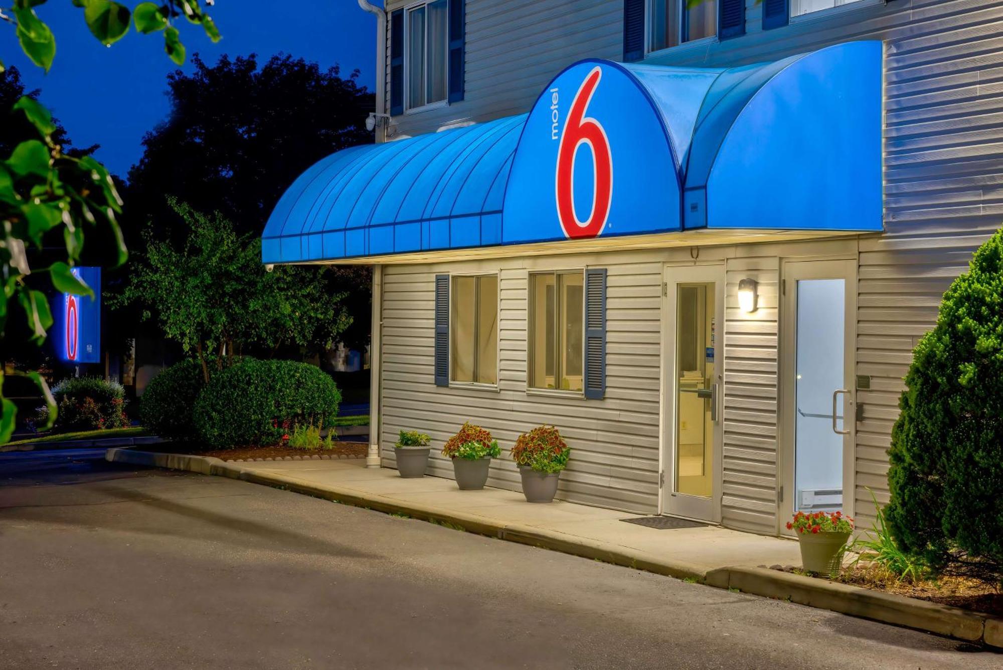 Motel 6 Bethel, Ct - Danbury Εξωτερικό φωτογραφία